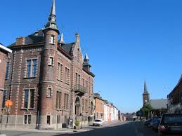 Ruelle pittoresque de Brugelette, architecture typique, parfait pour un service de débouchage efficace et local.